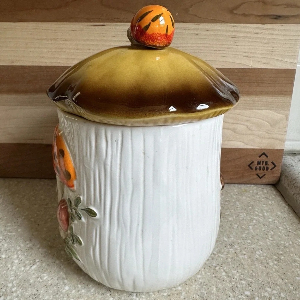 1978 Merry Mushroom Sugar Canister 8.5
